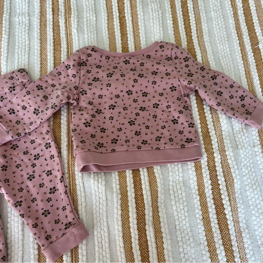Baby 2-Piece Floral Top & Legging Set‎ 9M
